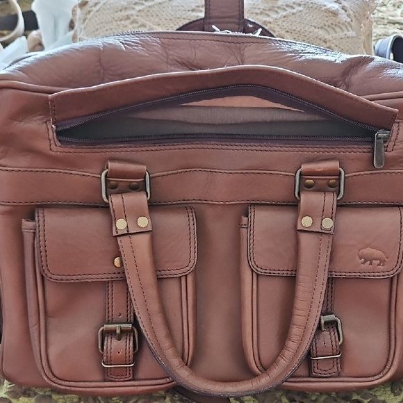Buffalo Jackson Brown Leather SATCHEL/ Briefcase with Metal Accents - Picture 6 of 10